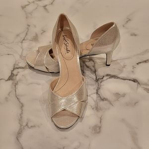 New - LifeStride Mykonos Silver Dress Sandals - Sz 11